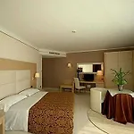 Mediterraneo Palace Hotel 4*