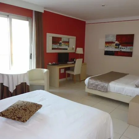 Mediterraneo Palace מלון 4*