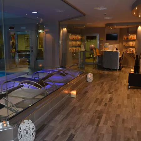 Mediterraneo Palace 4*