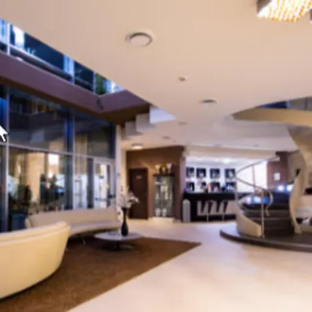 מלון Mediterraneo Palace 4*