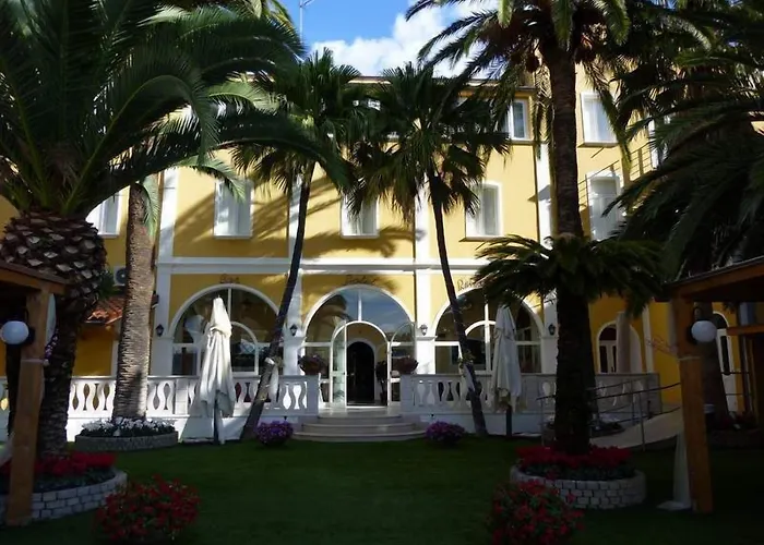 Hotel Mediterraneo Palace